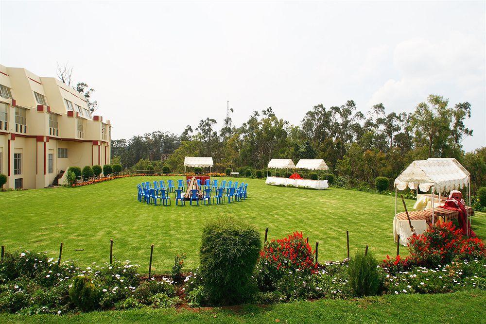 The Monarch Hotel Ooty Exterior photo
